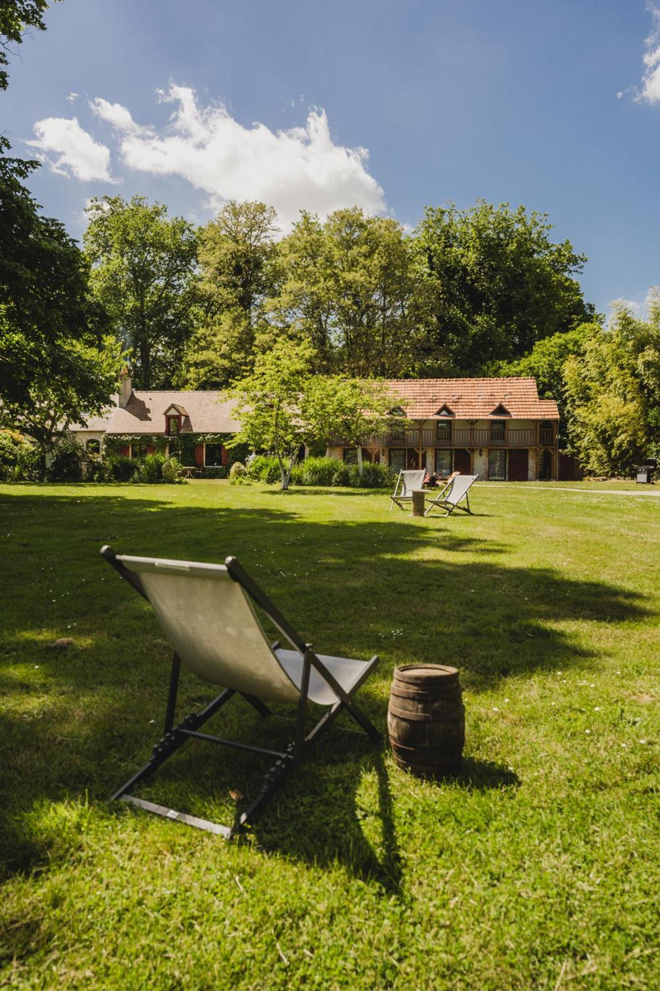 Domaine De Montizeau Bed & Breakfast Lailly-en-Val ภายนอก รูปภาพ